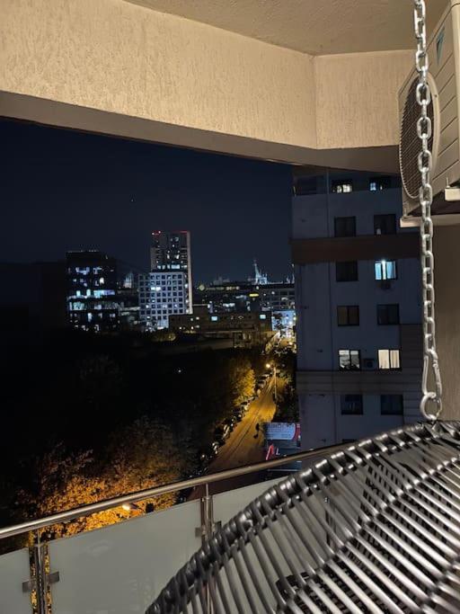 Ath Modern Homes - Luxury Apartment In The City Center Yaş Dış mekan fotoğraf