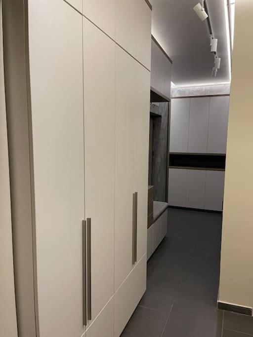 Ath Modern Homes - Luxury Apartment In The City Center Yaş Dış mekan fotoğraf