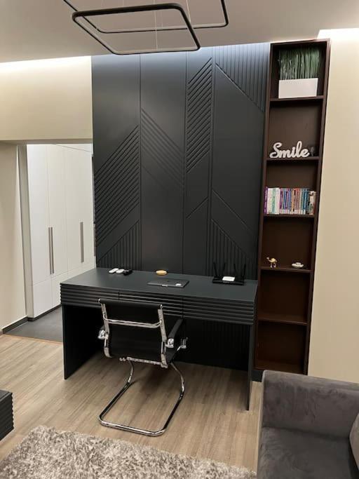 Ath Modern Homes - Luxury Apartment In The City Center Yaş Dış mekan fotoğraf